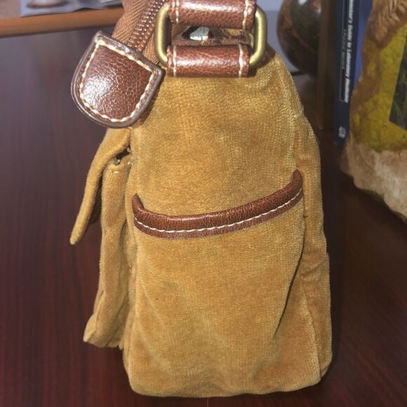 Caribbean Joe Let Go Velvet Messenger Bag in Tan Taupe - Picture 4 of 9